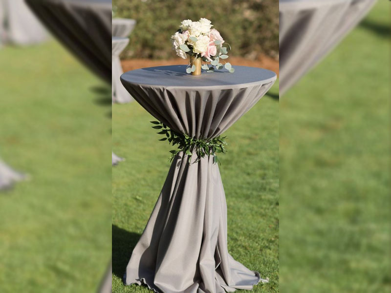 Скатерть серая круглая для коктейльного стола