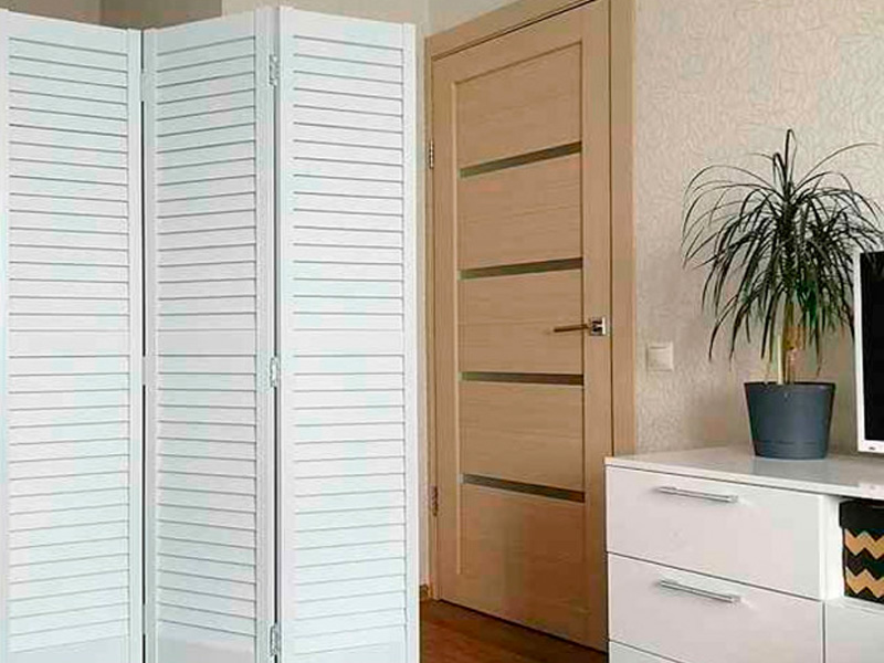 Складная ширма белая