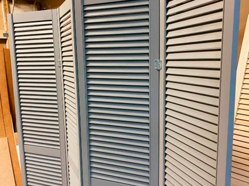 Складная ширма серебряная