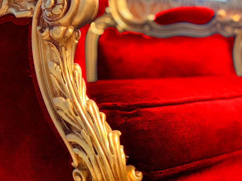 Трон Современная роскошь