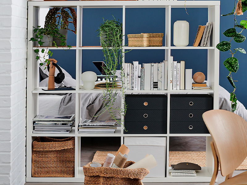 Стеллаж на 16 ячеек белый