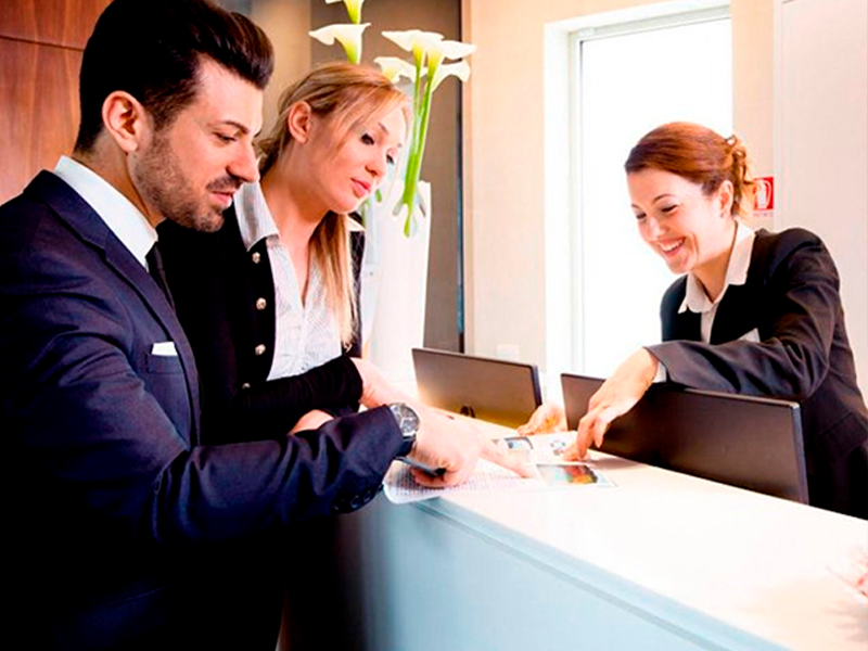 Стойка регистрации