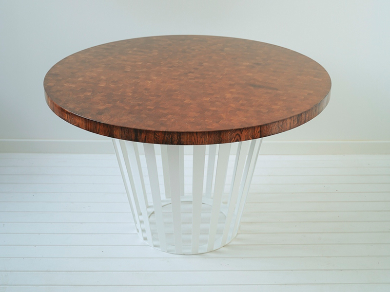 Стол со столешницей из дуба D1200