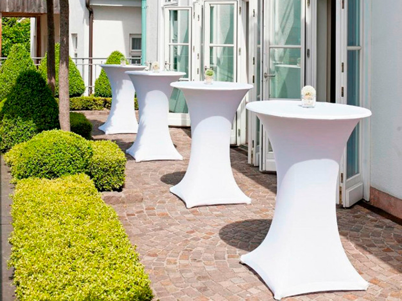 Стрейч скатерть d78 для коктейльного стола белая