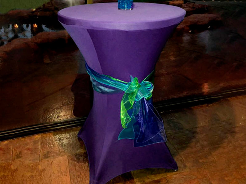 Стрейч скатерть d78 для коктейльного стола фиолетовая