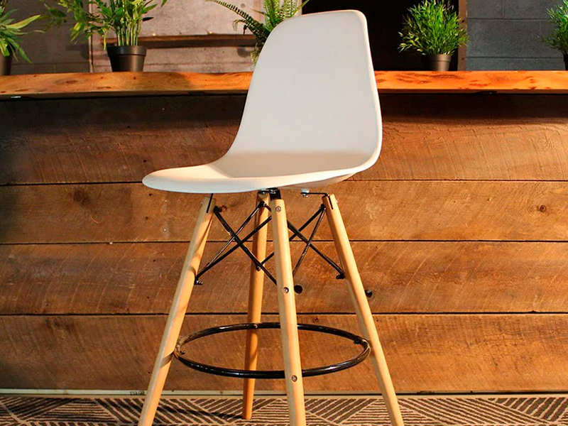 Стул барный Eames белый