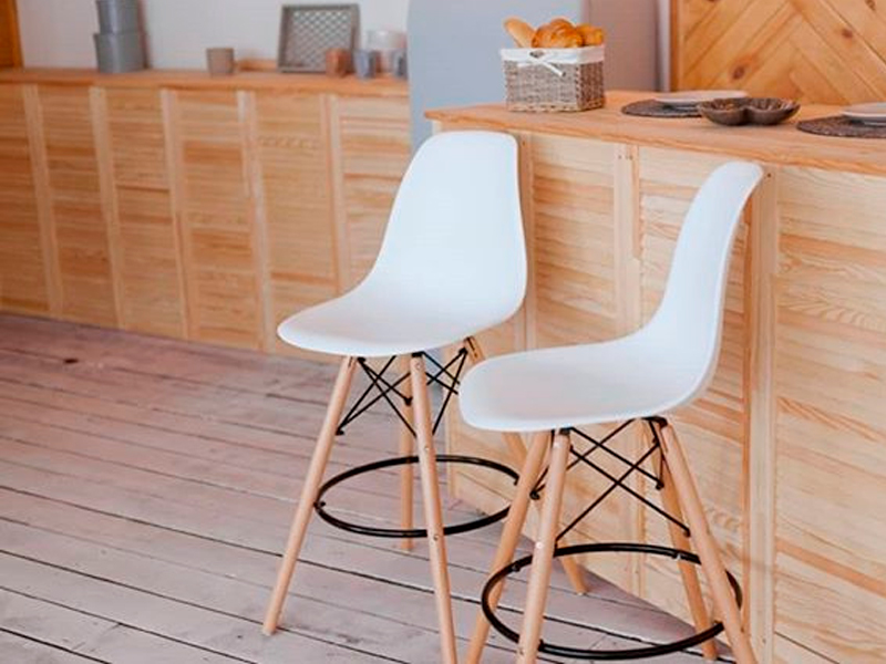 Стул барный Eames белый