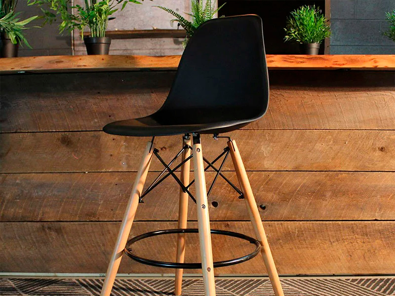 Стул барный Eames чёрный