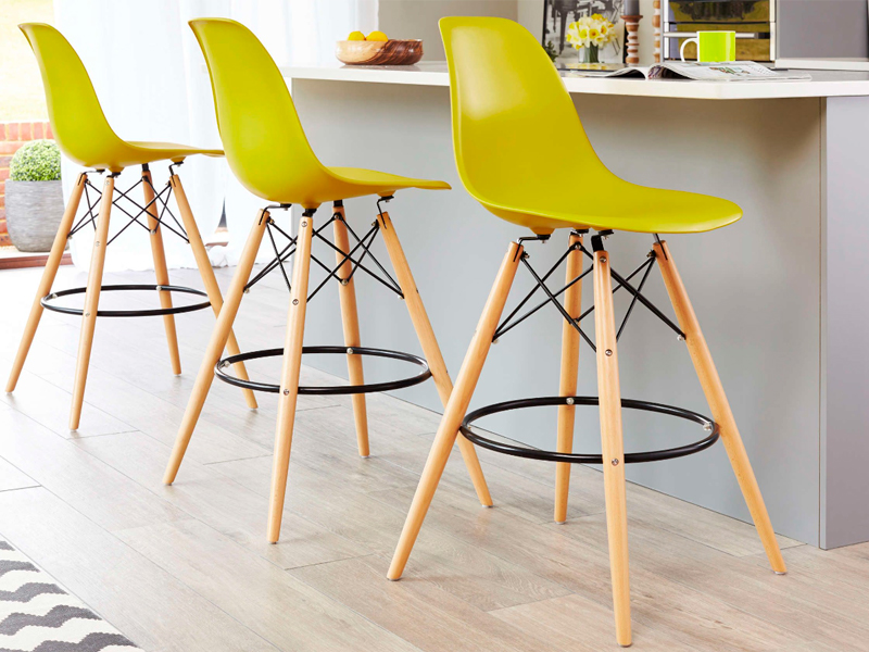 Стул барный Eames жёлтый