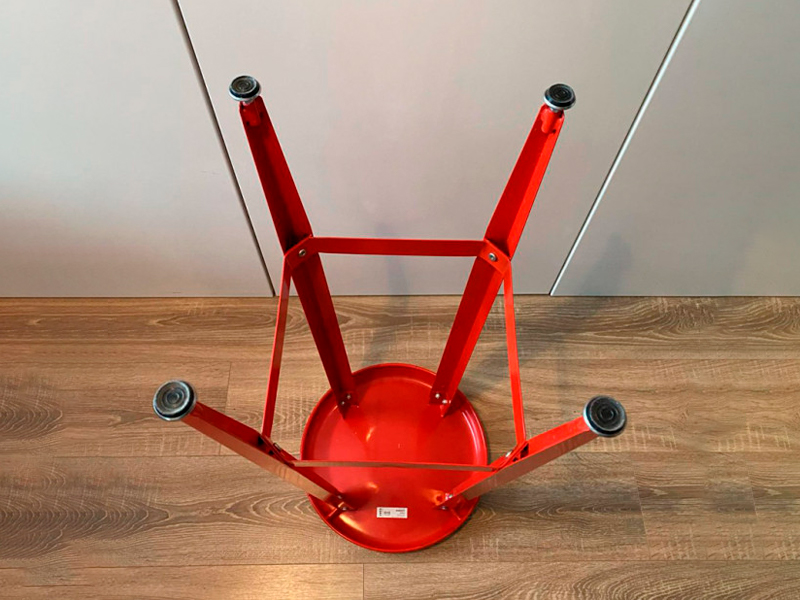 Стул барный металлический красный