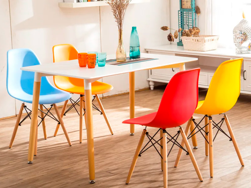 Стул Eames красный