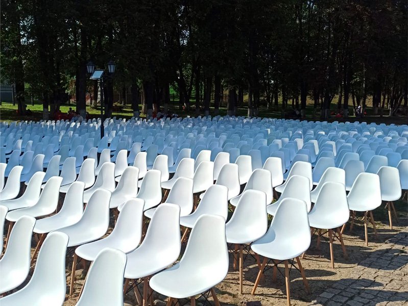 Стул Eames белый