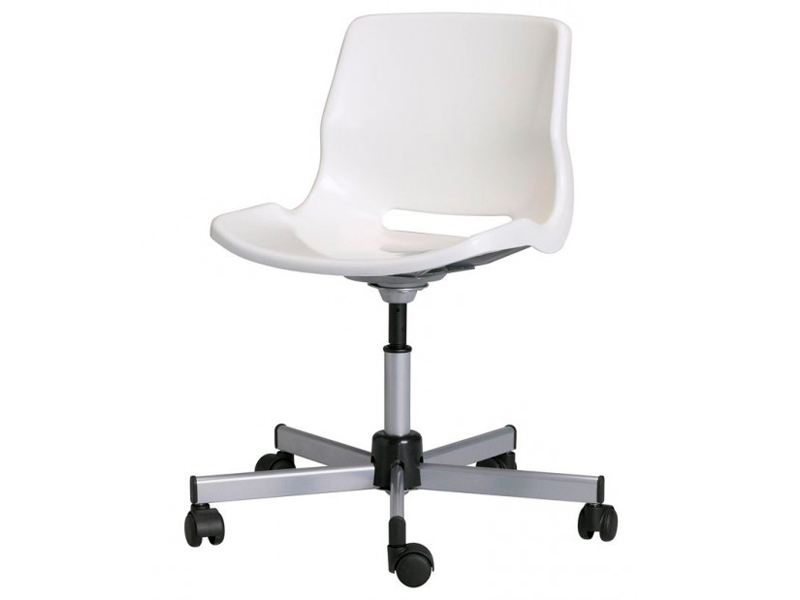 Стул пластиковый Snille белый