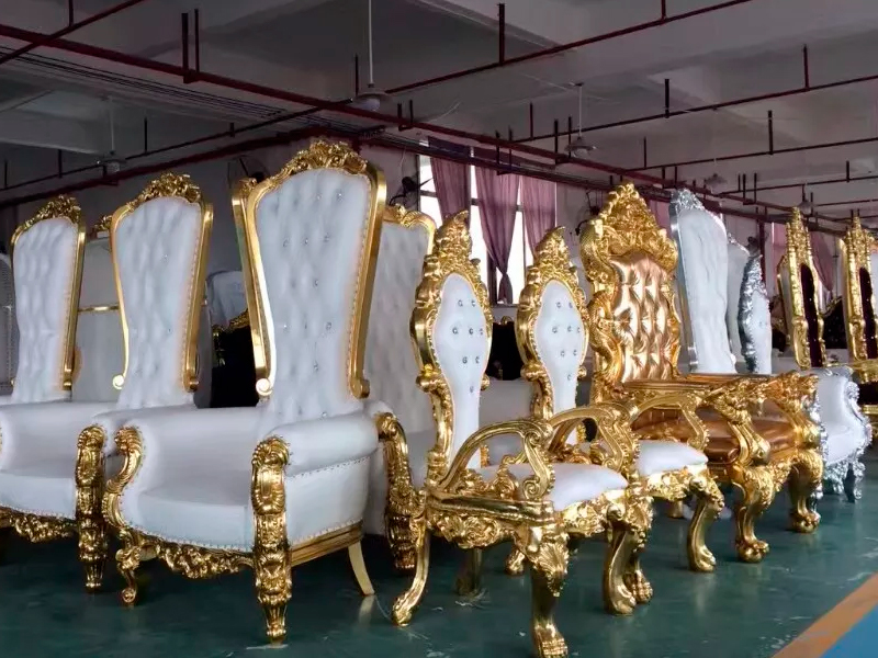 Свадебный трон Золотой