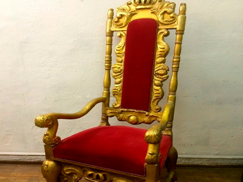 Трон Царский