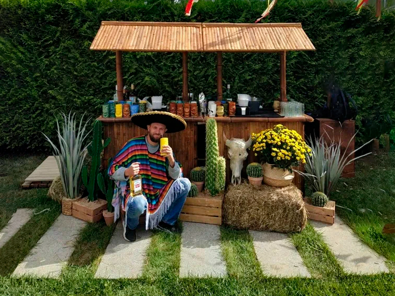 Тропическая барная стойка