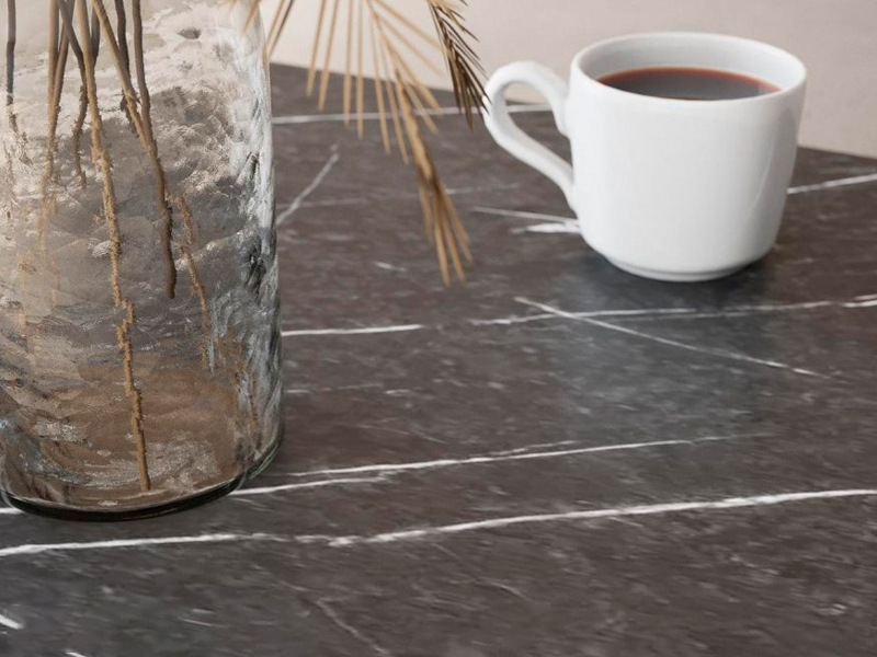 Стол журнальный чёрный мрамор