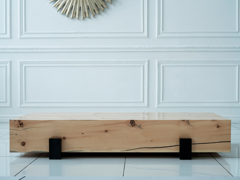 Журнальный стол из бруса