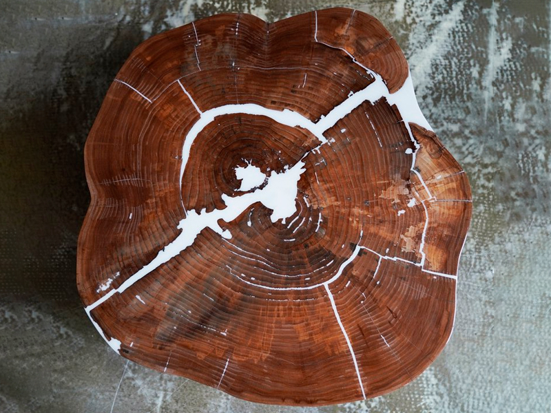 Журнальный стол со столешницей из дуба