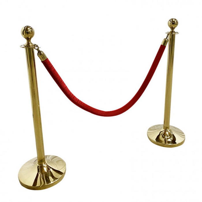 Золотой столбик с красным канатом