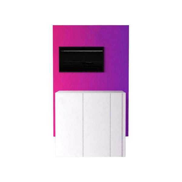 Зона презентации с прямоугольной стойкой