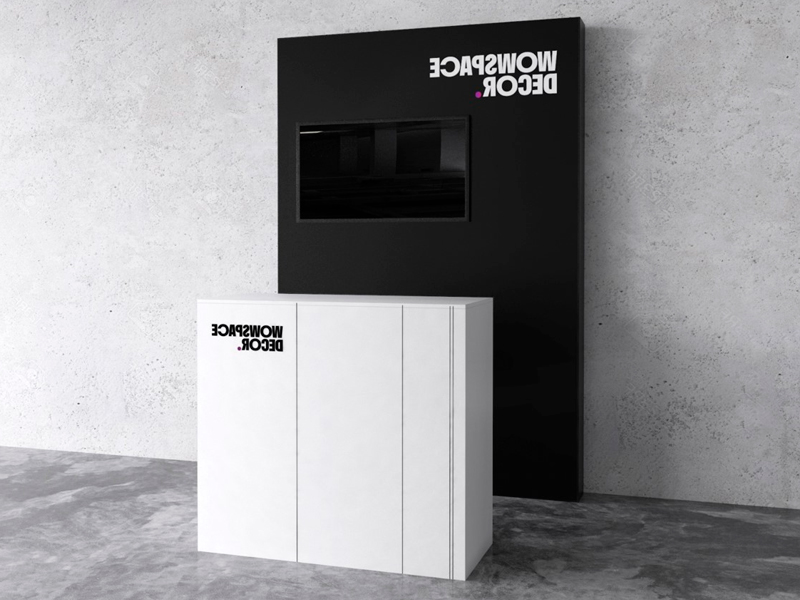 Зона презентации с прямоугольной стойкой