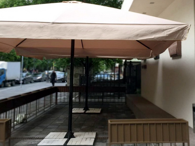 Зонт уличный 3x3 с центральной опорой (купол от 250 см)